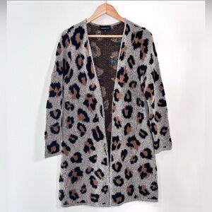 FORTUNE + IVY Karrie Long Sleeve Leopard Print Knit Long Sweater Size Medium
